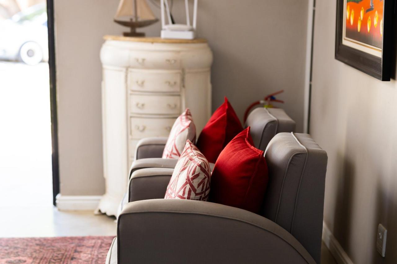 The Merino Guest House Beaufort West Bagian luar foto