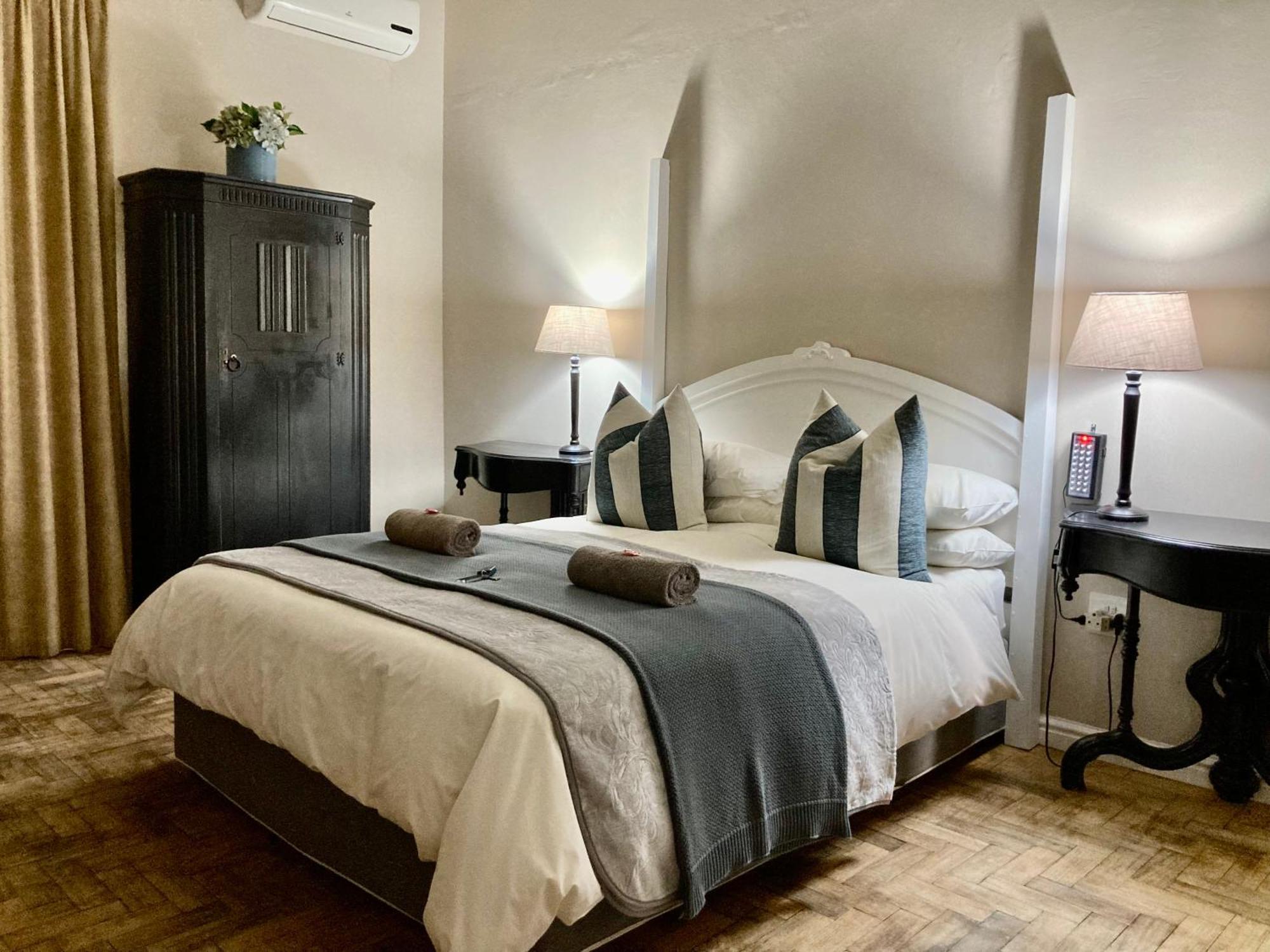 The Merino Guest House Beaufort West Bagian luar foto
