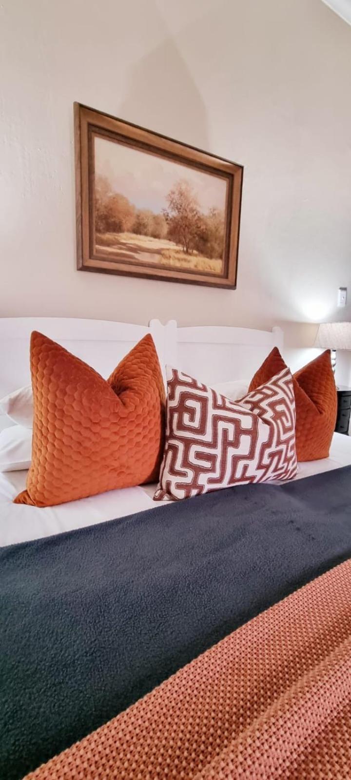 The Merino Guest House Beaufort West Bagian luar foto